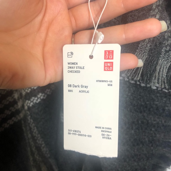 Poncho - Picture 3 of 3